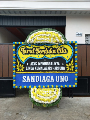 Papan Bunga Duka di Teluk Lerong Ulu